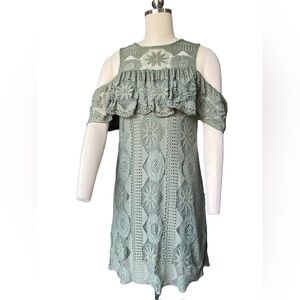 Mi Ami (Francesca's) boho delicate lace olive green cold shoulder dress size M